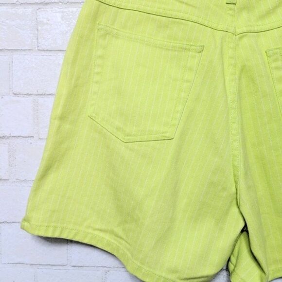 VINTAGE High Rise Yellow Mom Jean Shorts 12 - Picture 6 of 8